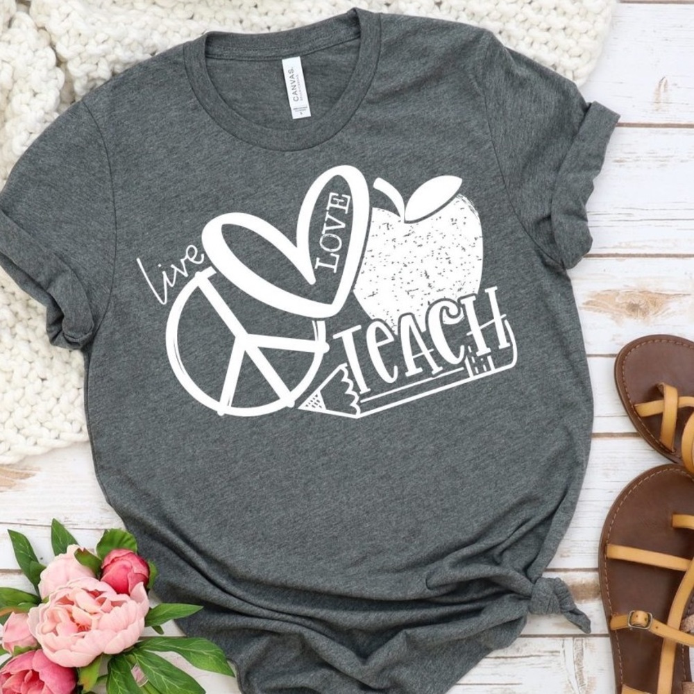 Live Love Teach Teacher gift L Tee shirt GREY Gray